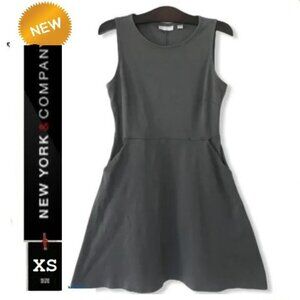 🆕🎁 = 10/$25 -NWT Casual Gray Dress, Stretch fabric, NY & Co., XS, NWT